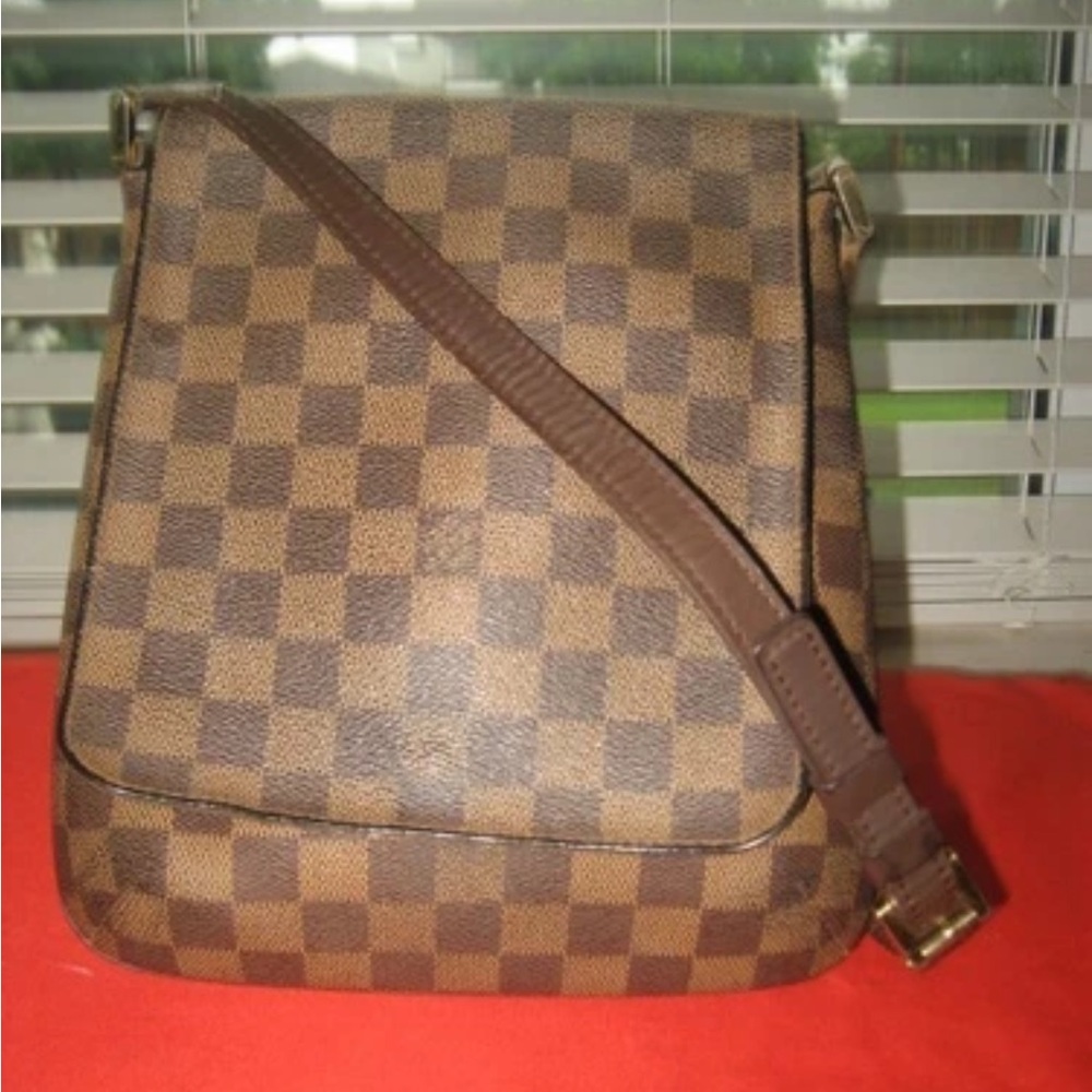 Louis Vuitton Brown Messenger Bag with Checkered Pattern